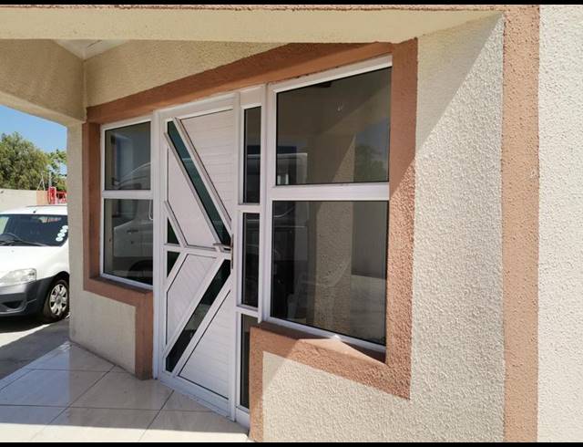 1 BEDROOM PROPERTY TO RENT IN FOREST GLADE